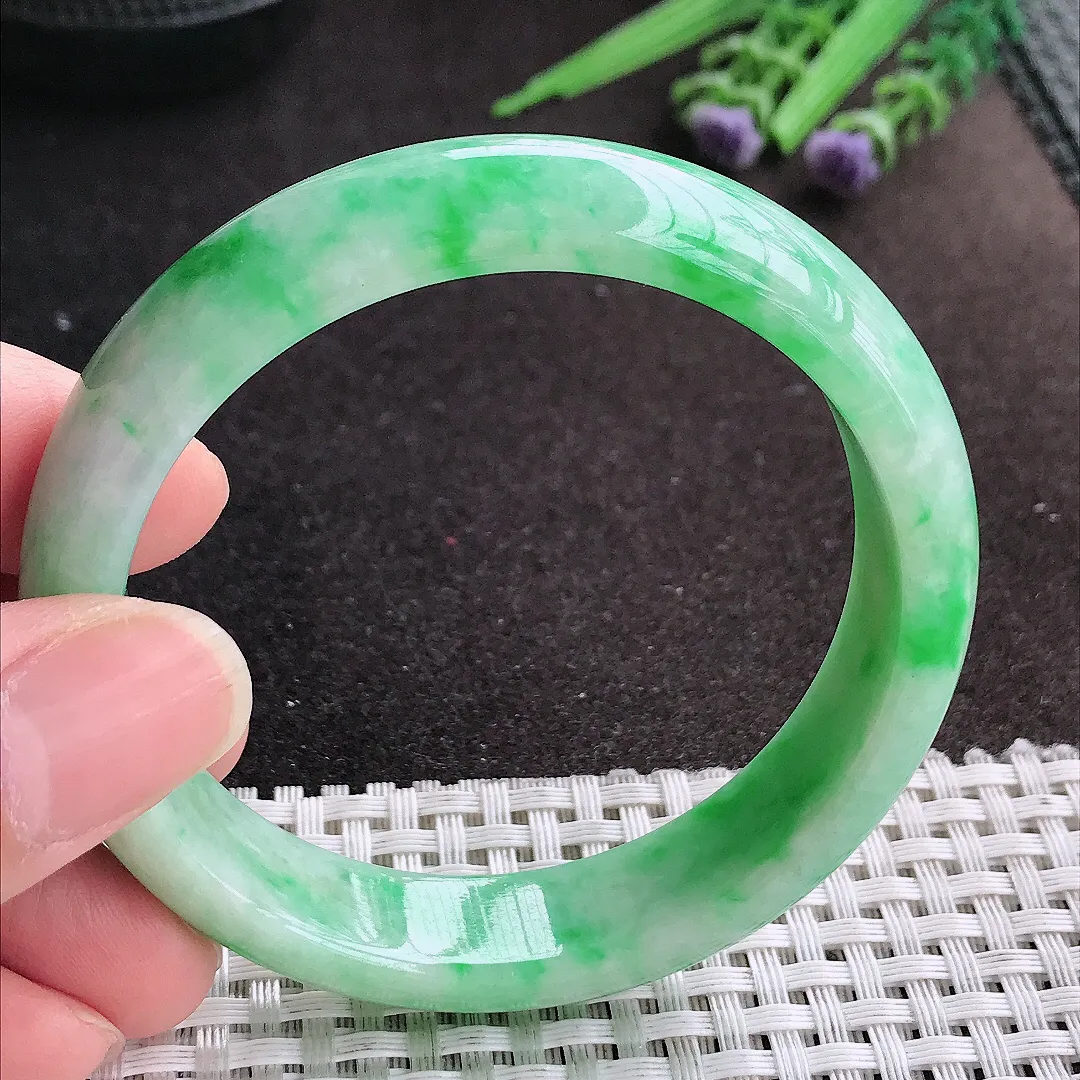 天然A货翡翠56.5/14/7.8老坑精美飘阳绿手镯宽边玉镯玉手环