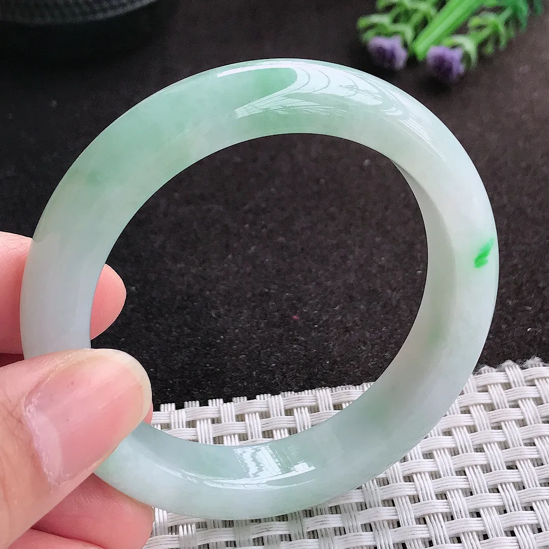 天然A货翡翠52.8/12.4/8.6老坑冰润起胶飘绿手镯宽边玉镯