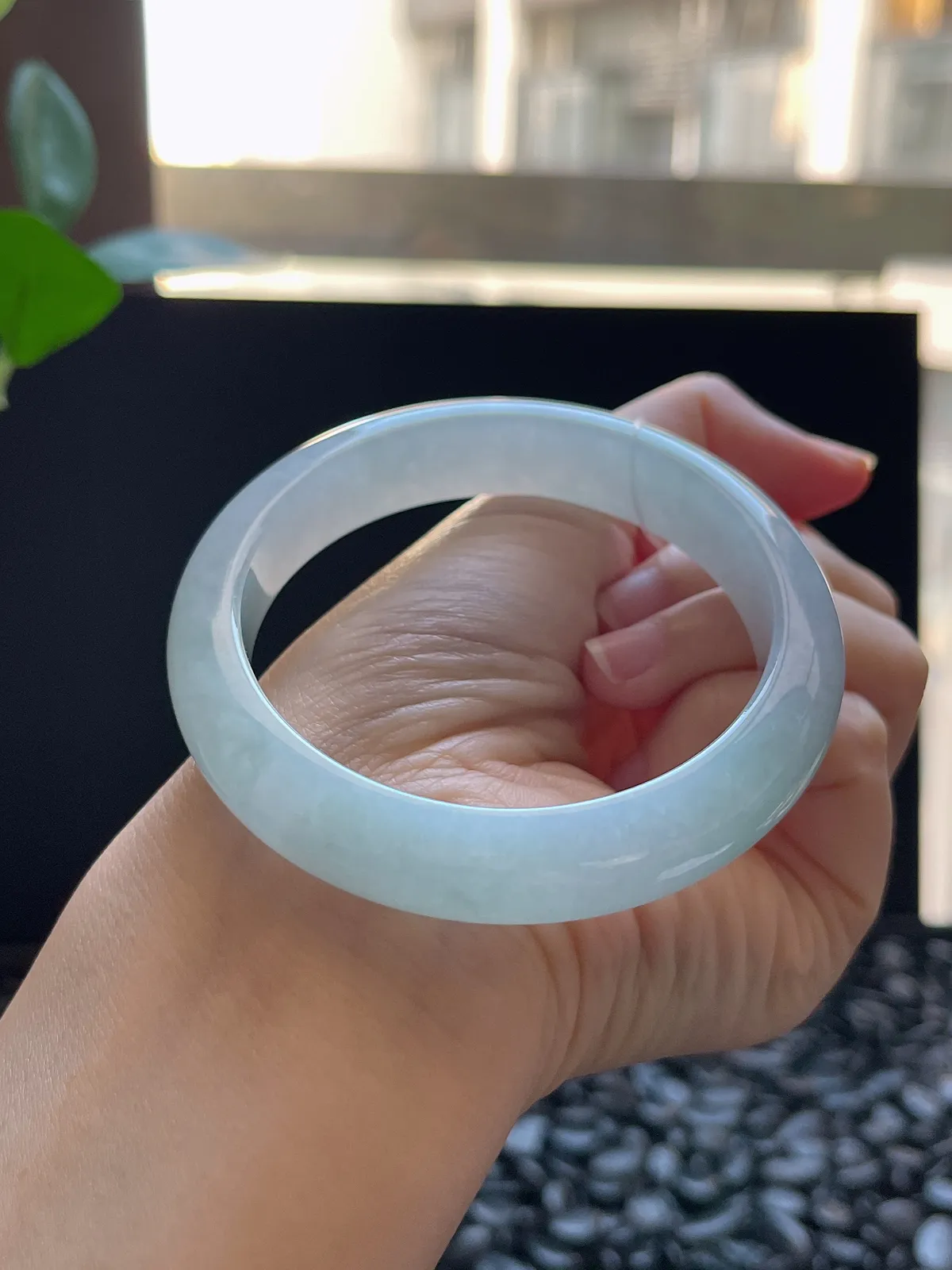 正圈58圈口，翡翠冰糯种白色手镯