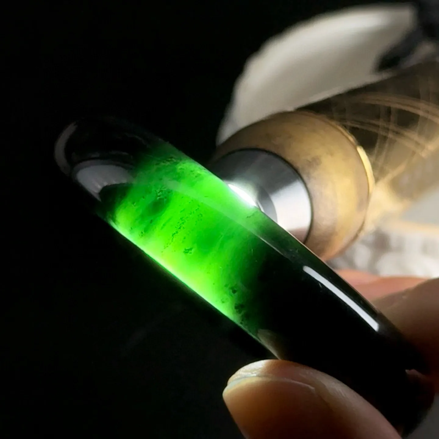 精品墨翠贵妃圈手镯 种好色正 黑度好 打灯通透 油性十足