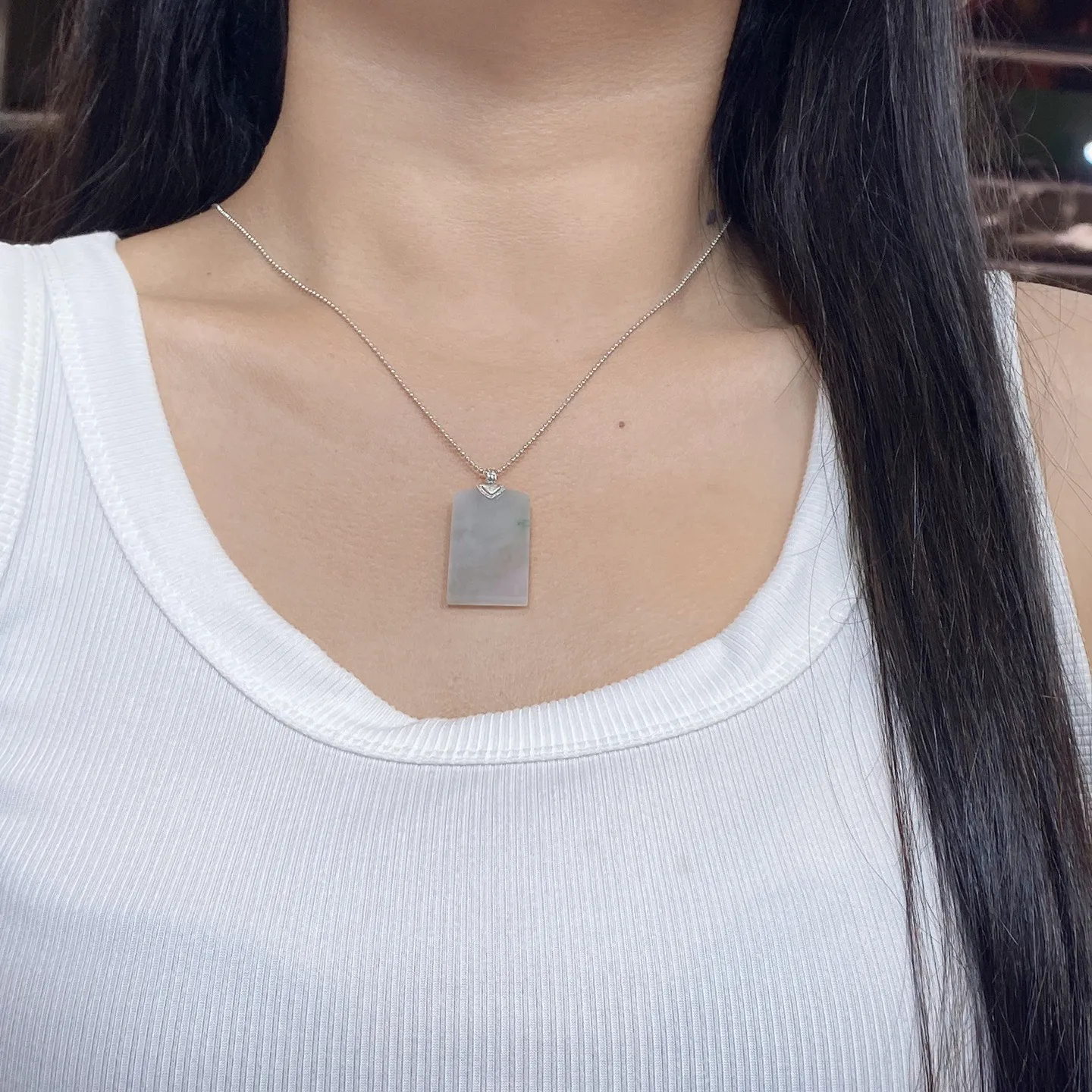 冰糯种飘花无事牌吊坠 尺寸34.2-17.5-3.6毫米