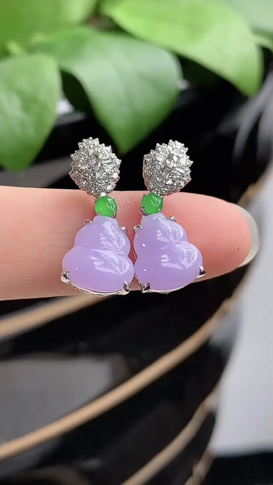 a货翡翠冰种18K金伴钻镶嵌紫罗兰葫芦耳坠 尺寸10×9×5.6mm 重量3.66g 1210