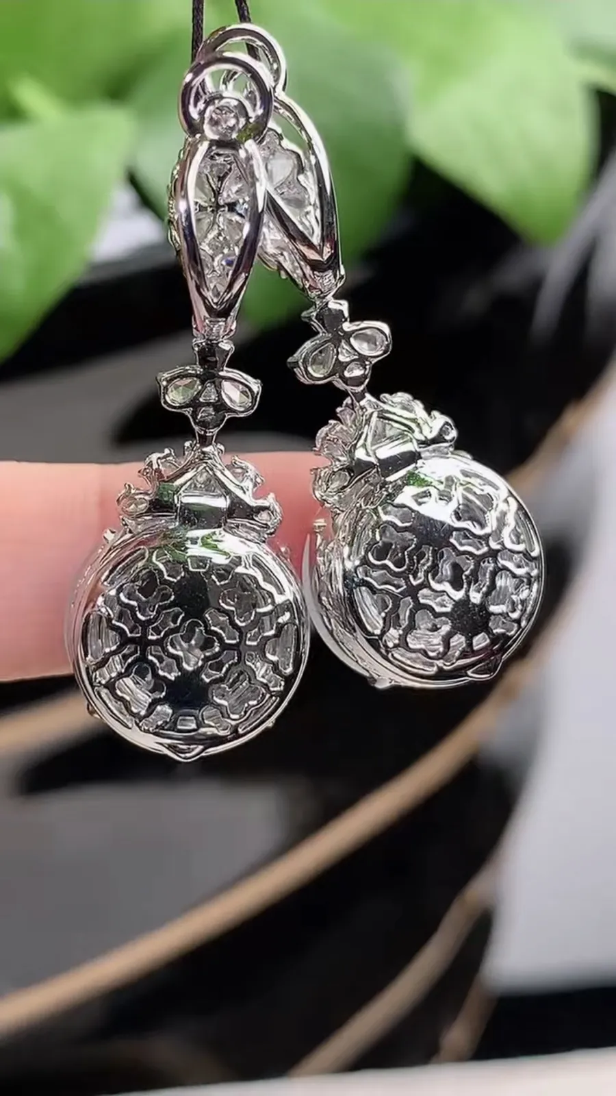 a货翡翠高冰种18K金伴钻镶嵌白月光平安扣耳坠 尺寸13.2×7mm 重量9.55g 1211