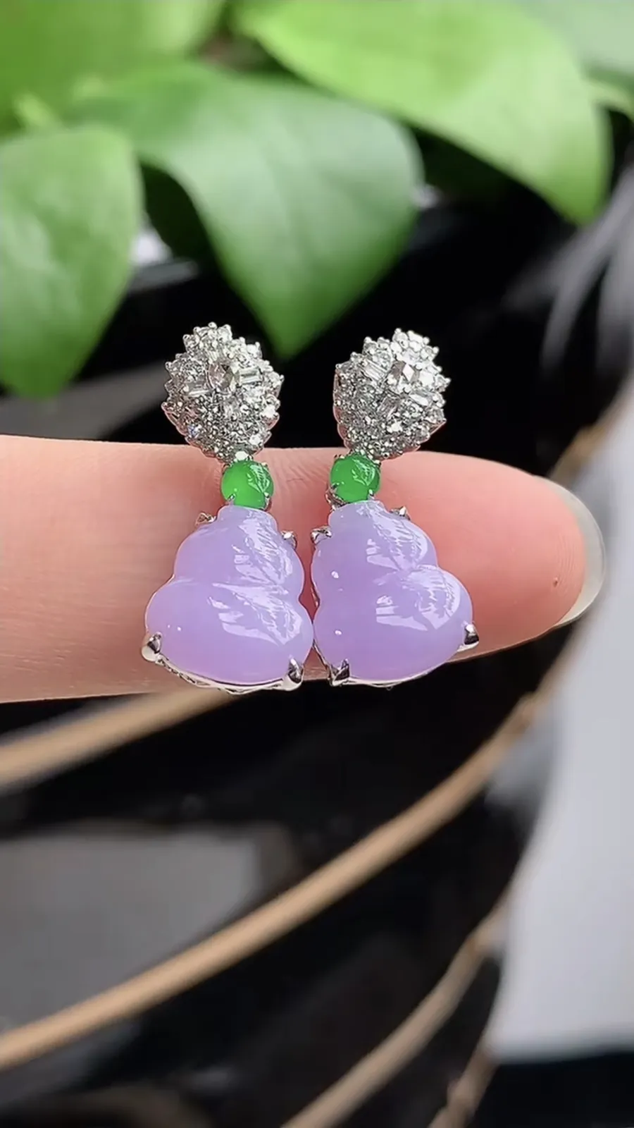 a货翡翠冰种18K金伴钻镶嵌紫罗兰葫芦耳坠 尺寸10×9×5.6mm 重量3.66g 1210