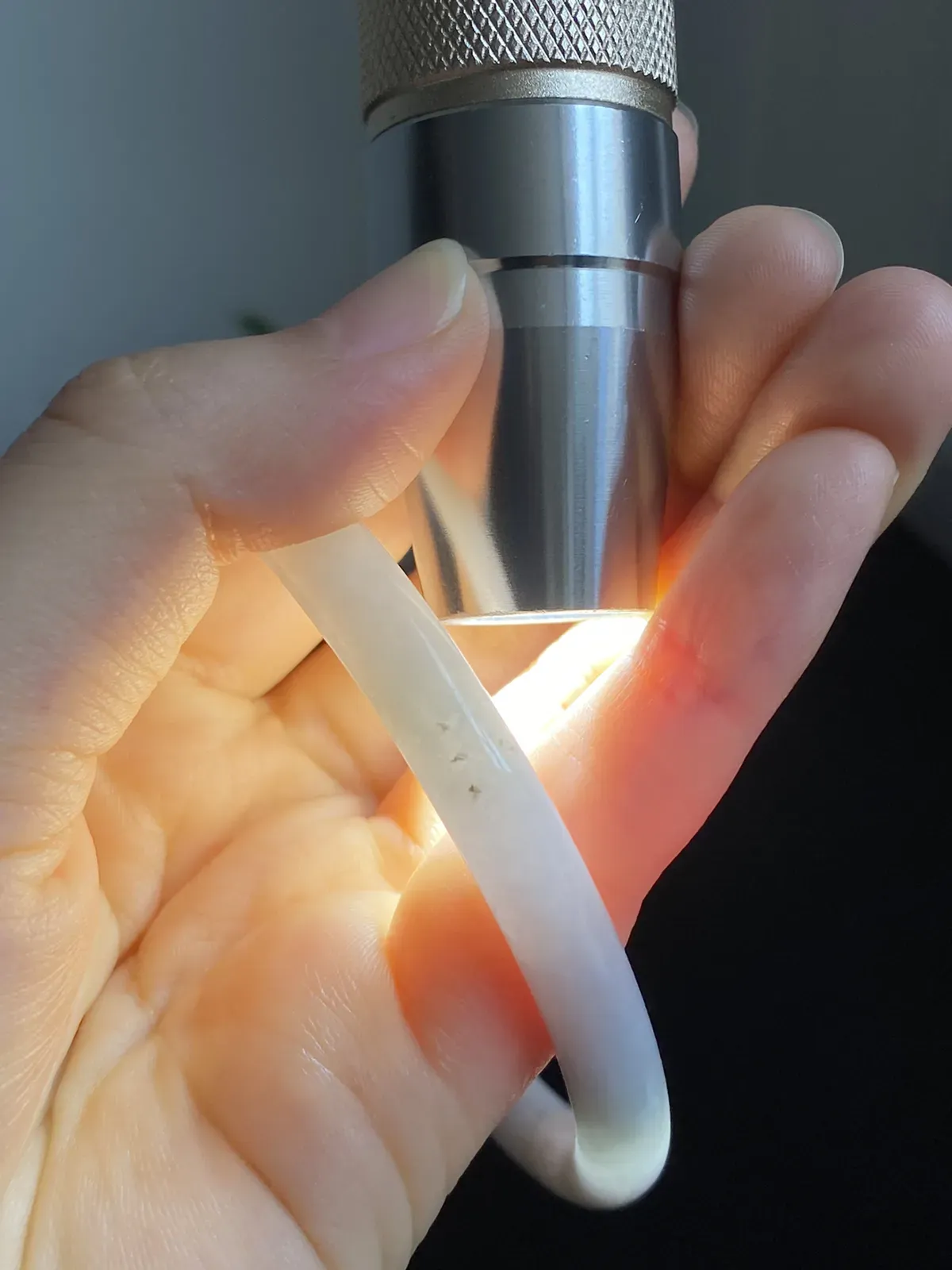 圆镯60.6圈口，翡翠手镯