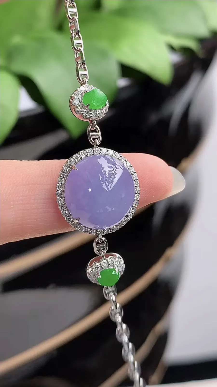 a货翡翠冰种18K金伴钻镶嵌紫罗兰蛋面手链 尺寸11.4×11×6.8mm 重量3.58g 1213