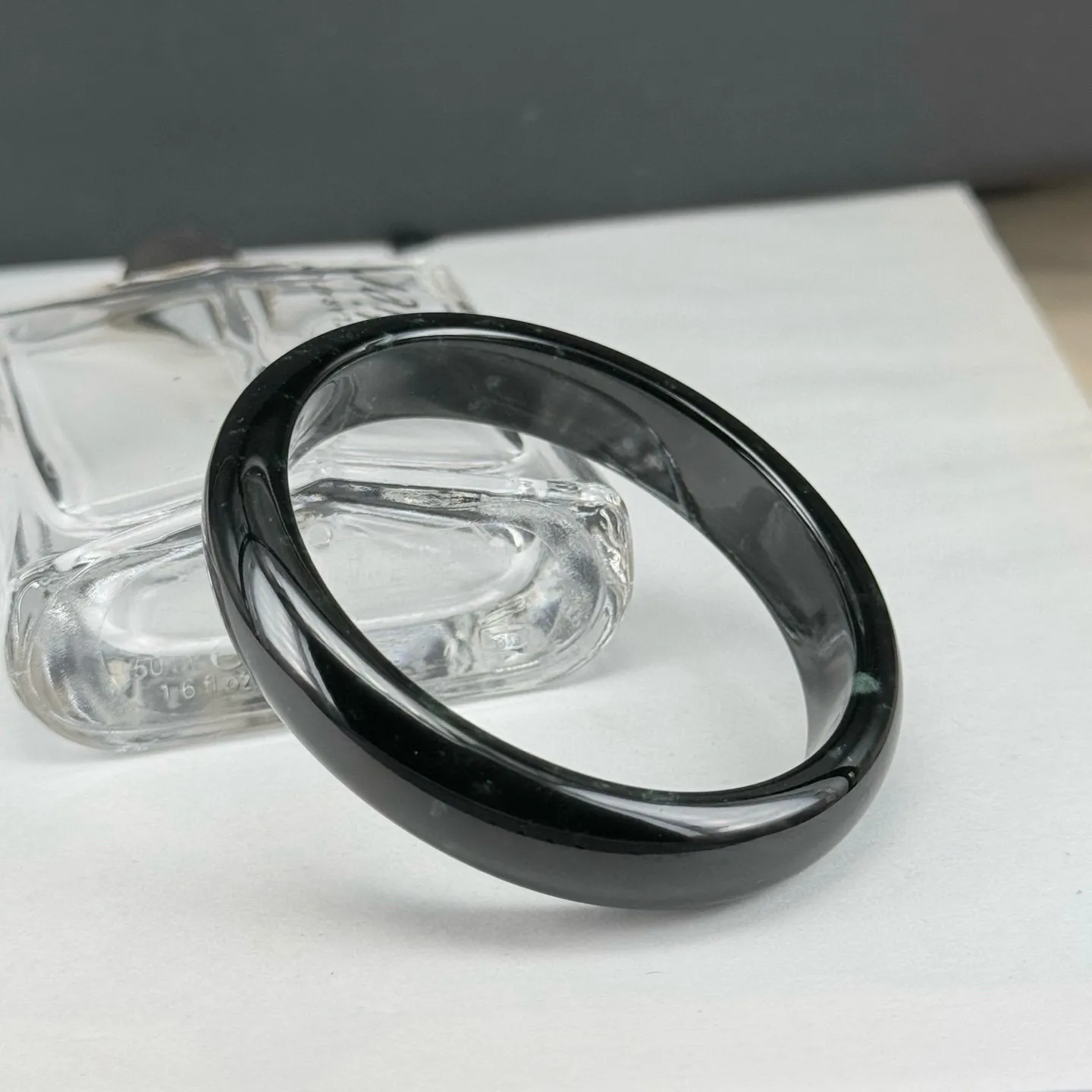 精品墨翠贵妃圈手镯 种好色正 黑度好 打灯通透 油性十足