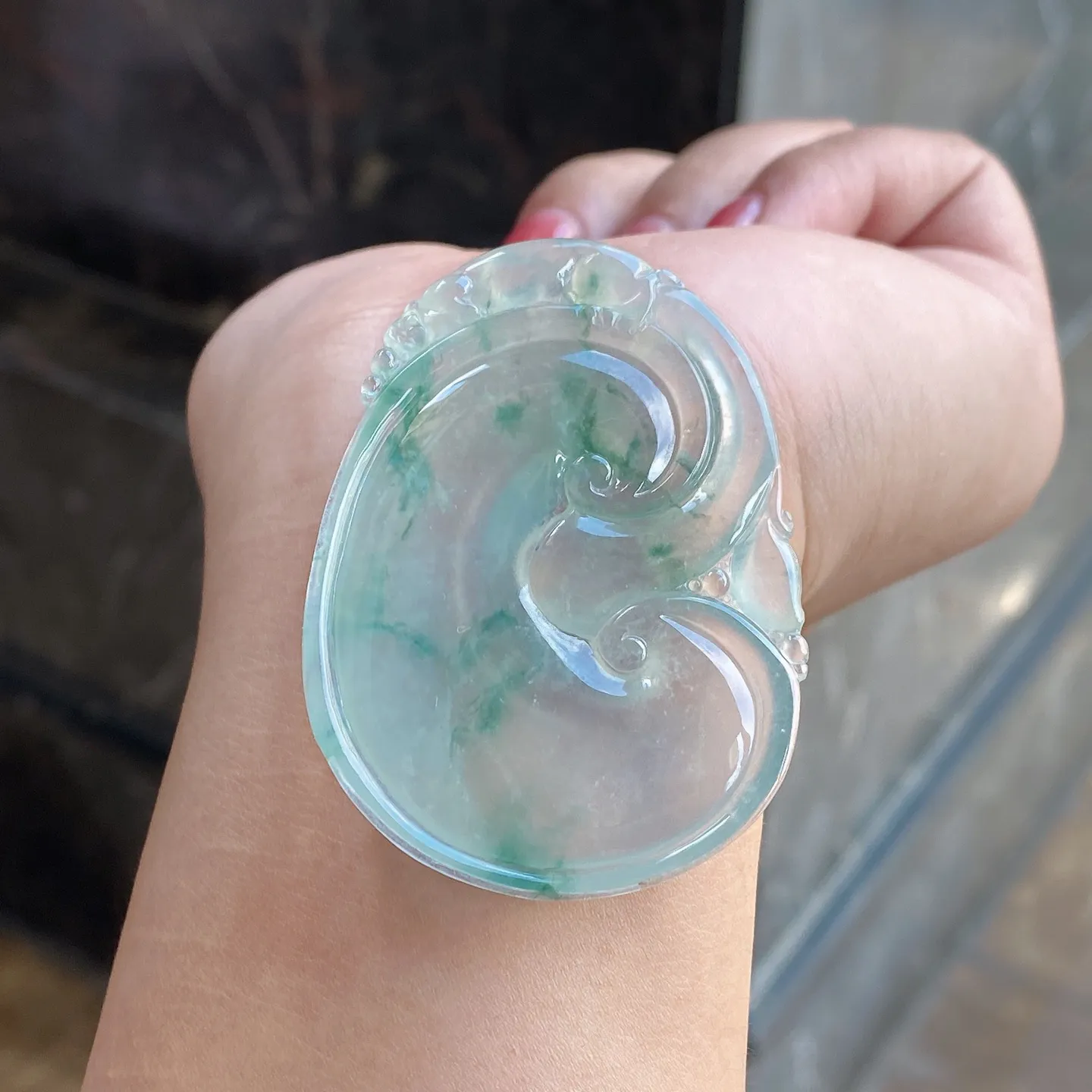 冰种飘花事事如意吊坠 尺寸53.7-37-5.5毫米