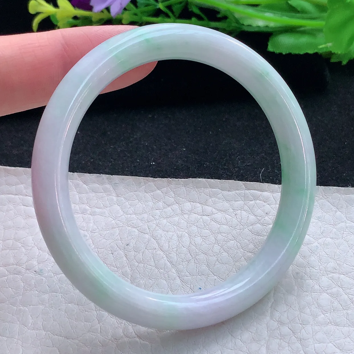 xx自然光55*8.8*8美人镯 翡翠a货玉手镯春带彩圆条玉手环 叮当镯