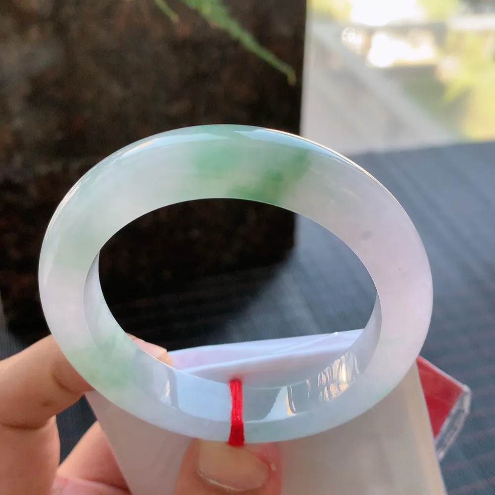 正圈冰绿花 无瑕 尺寸:53.1/11.6/9.6 花美 种水好