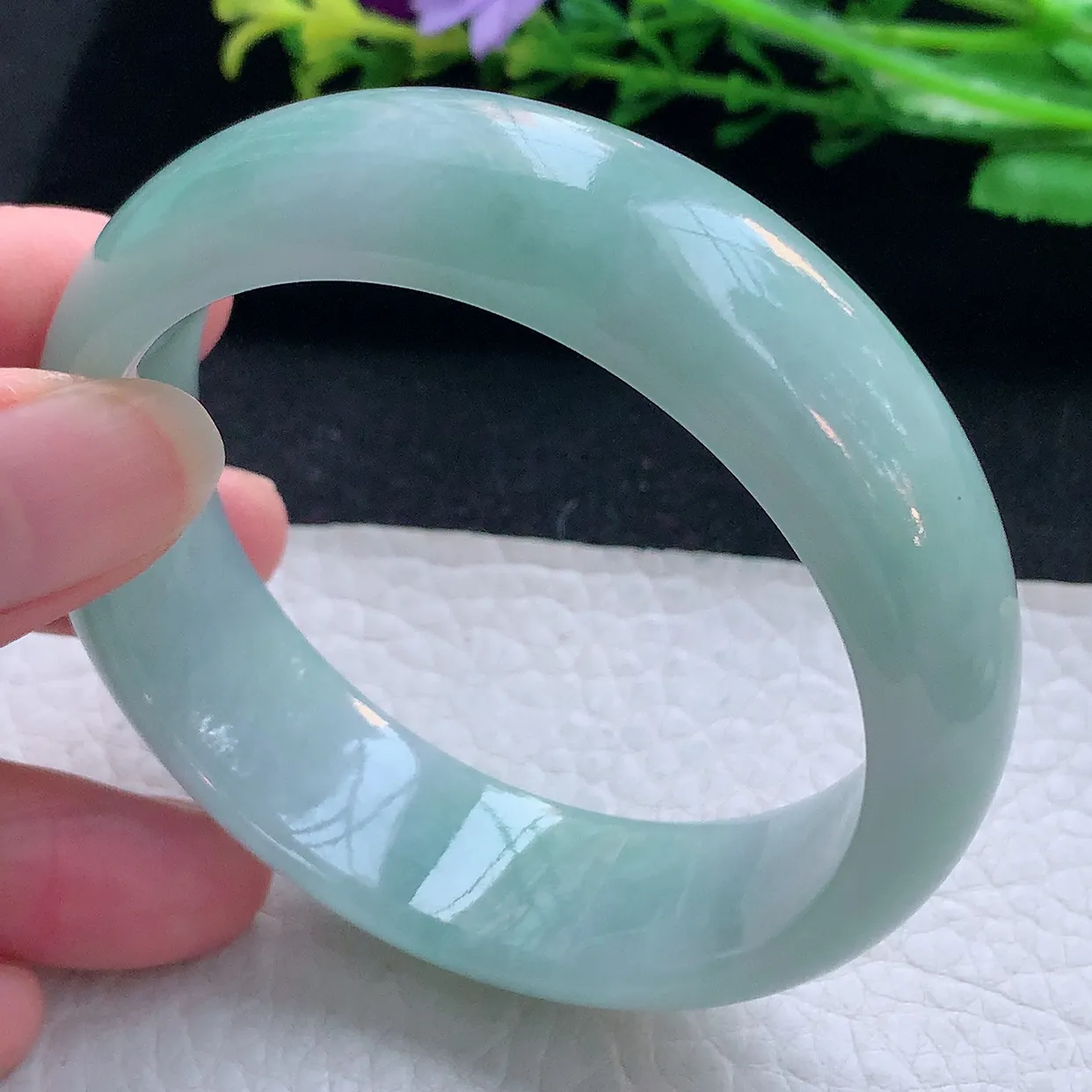nr自然光55.5*17*7.8轮胎镯 翡翠a货玉手镯蓝韵大气宽边玉手环