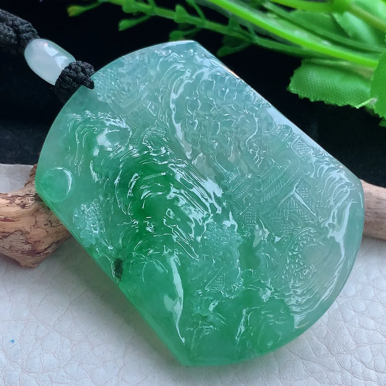 yl实拍55*43.5*5.6翡翠a货精雕冰飘阳绿山水 大好河山玉吊坠 玉挂件