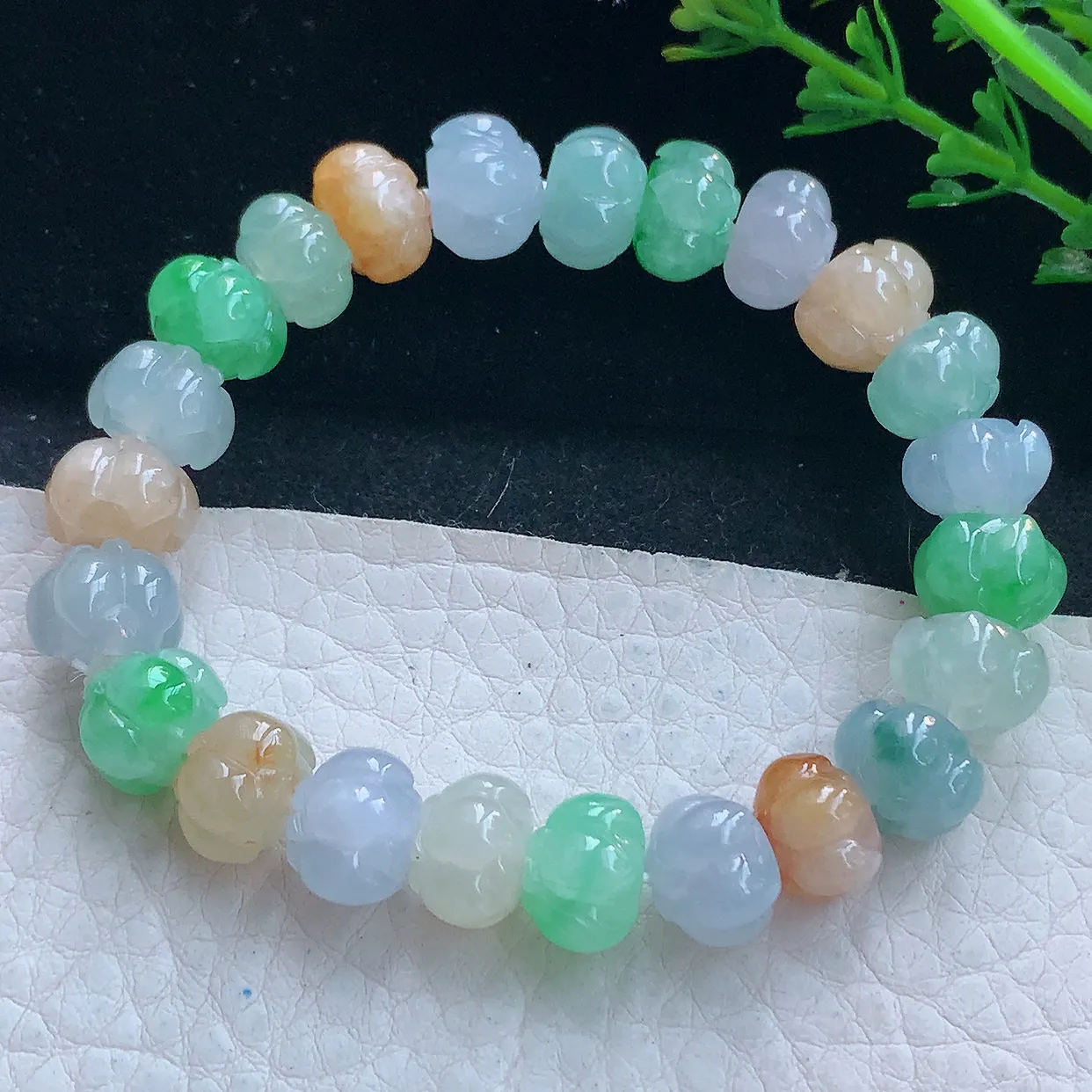 lz自然光10.2*7.8缅甸翡翠精雕冰三彩冰清玉洁 杮杮如意玉手链