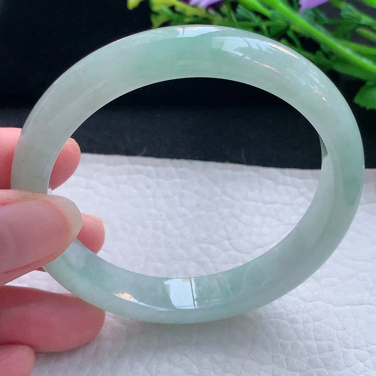 js自然光58*11.8*7.5平安镯 翡翠a货玉手镯精美冰晴宽边玉手环