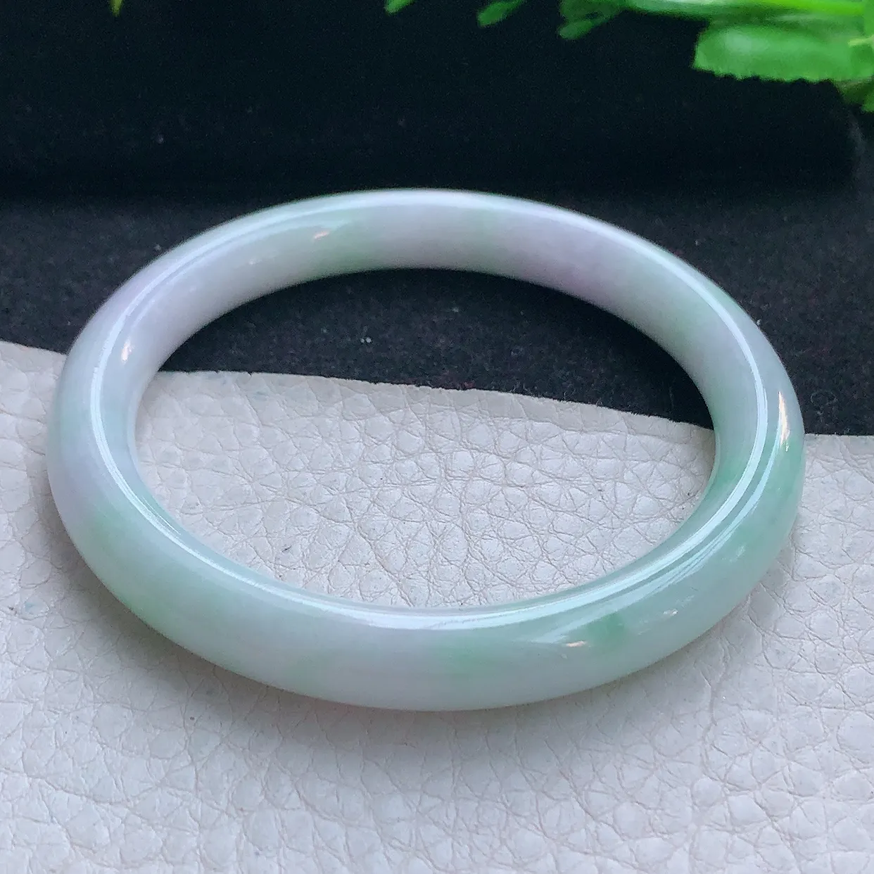 xx自然光55*8.8*8美人镯 翡翠a货玉手镯春带彩圆条玉手环 叮当镯