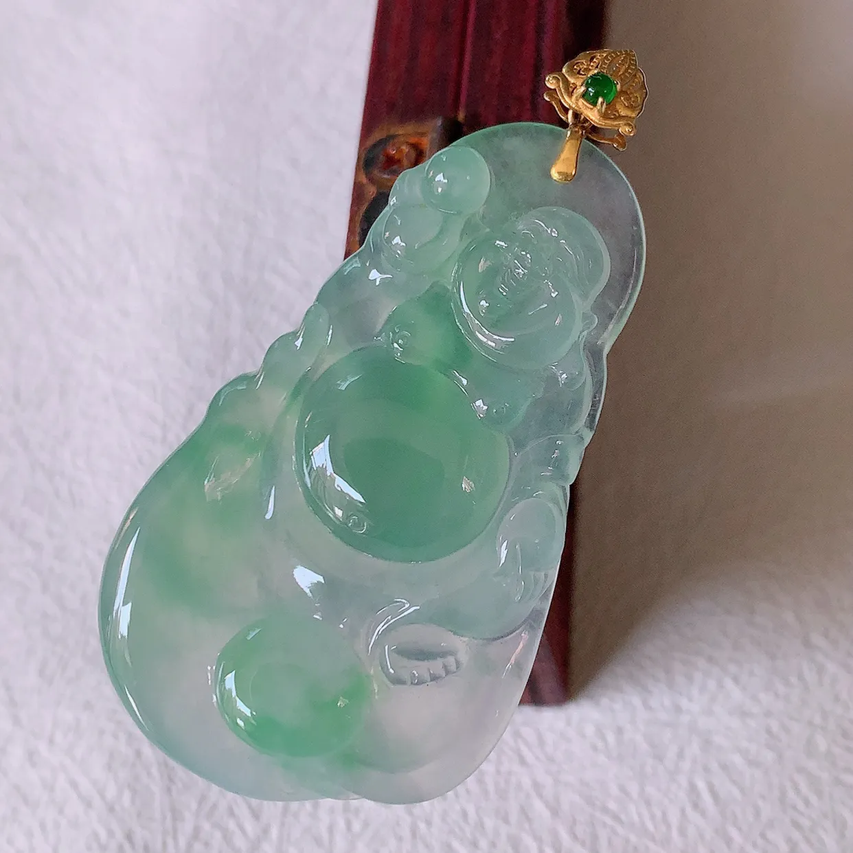 18K金镶嵌冰种满绿翡翠逍遥布袋佛吊坠，代代有钱，水足丰盈，盈满欢喜，配戴送礼佳品！#1.16整体51.5裸石45.8*27*6.5