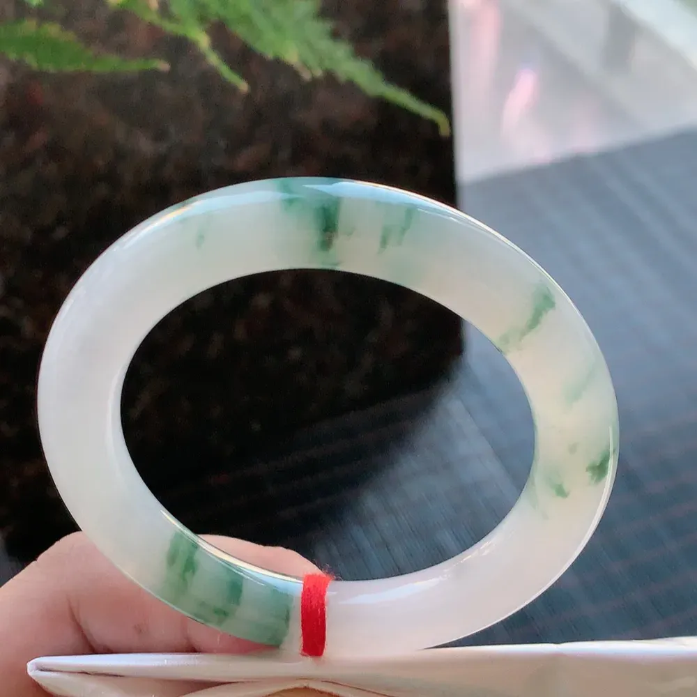 圆条冰飘花 无瑕 尺寸:53.6/10 花美 种水好