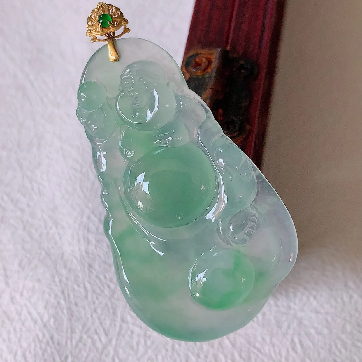 18K金镶嵌冰种满绿翡翠逍遥布袋佛吊坠，代代有钱，水足丰盈，盈满欢喜，配戴送礼佳品！#1.16整体51.5裸石45.8*27*6.5