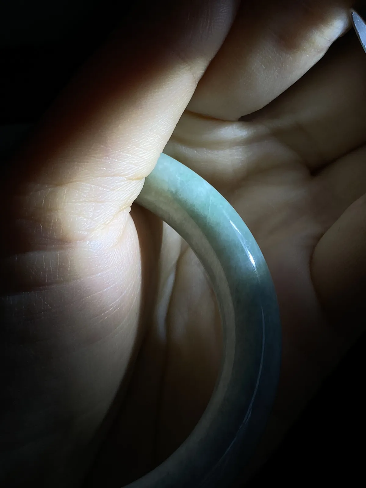 贵妃镯56圈口，翡翠手镯