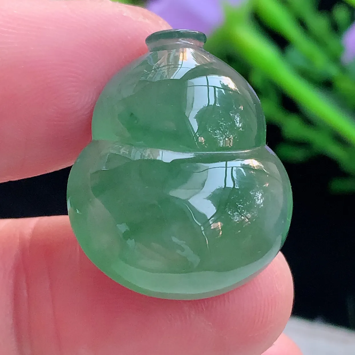 lz自然光23.3*20*9.2镶嵌款缅甸翡翠精雕冰油饱满葫芦玉吊坠 玉挂件