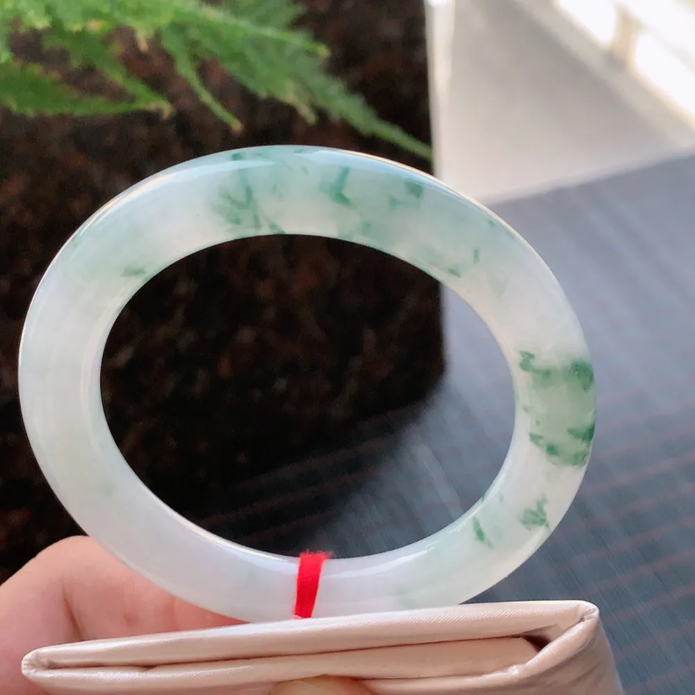 圆条冰飘花 无瑕 尺寸:53.7/9.5/9.9 花美