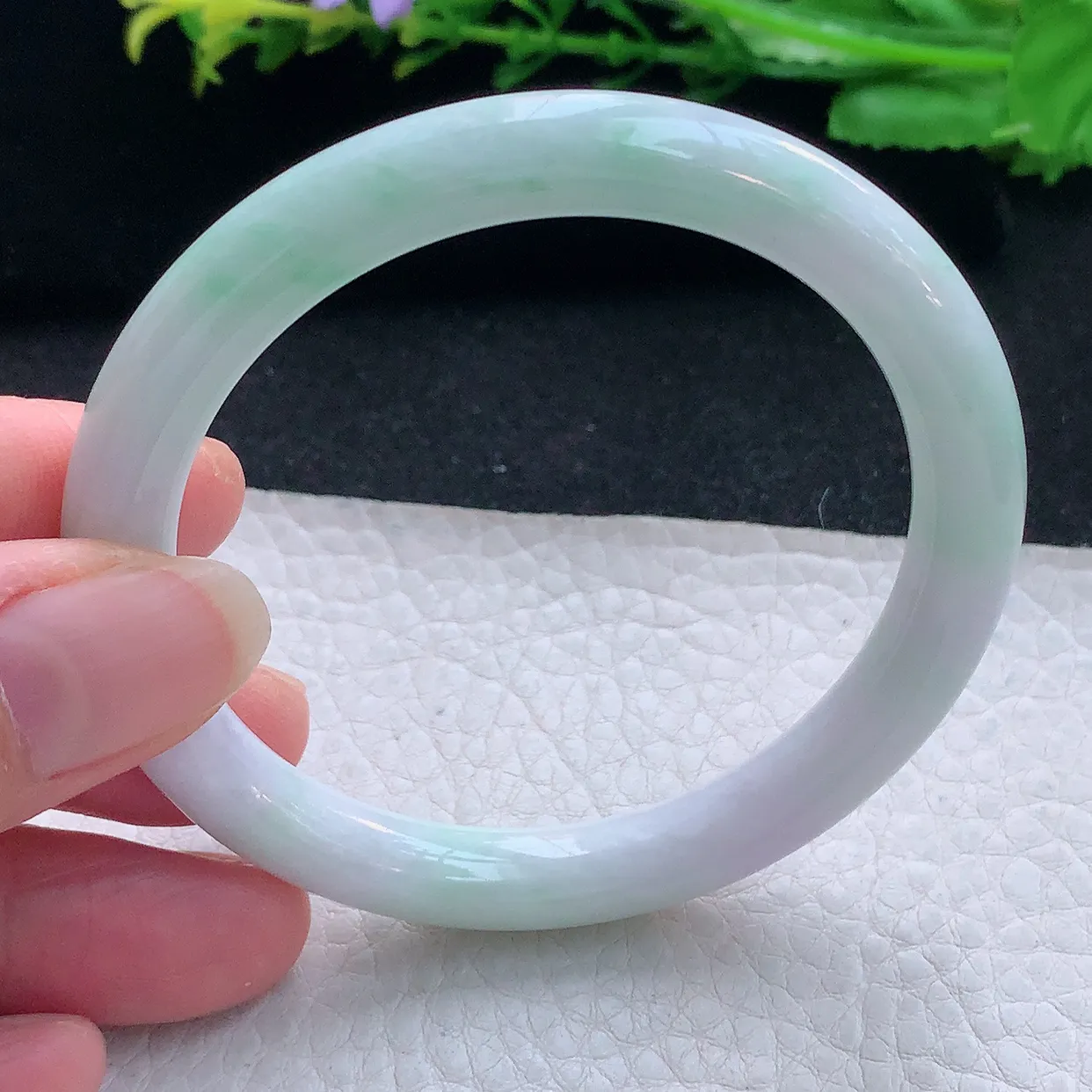 xx自然光55*8.8*8美人镯 翡翠a货玉手镯春带彩圆条玉手环 叮当镯