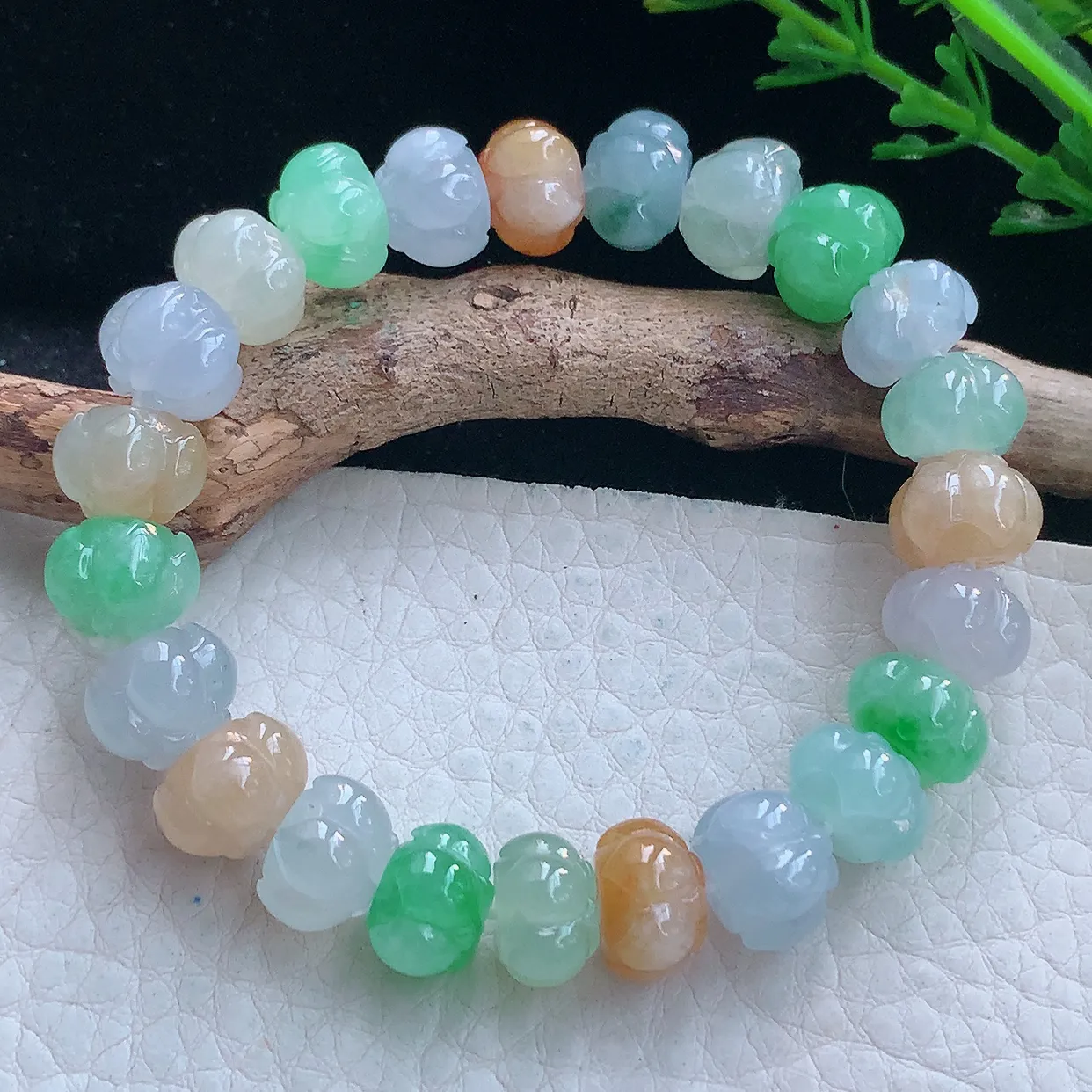 lz自然光10.2*7.8缅甸翡翠精雕冰三彩冰清玉洁 杮杮如意玉手链