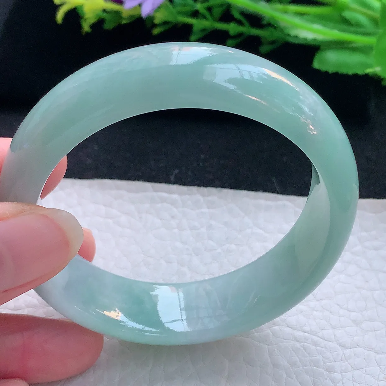 nr自然光55.5*17*7.8轮胎镯 翡翠a货玉手镯蓝韵大气宽边玉手环