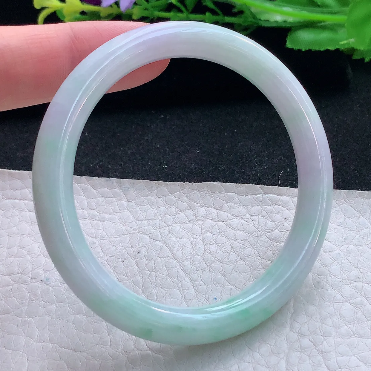 xx自然光55*8.8*8美人镯 翡翠a货玉手镯春带彩圆条玉手环 叮当镯