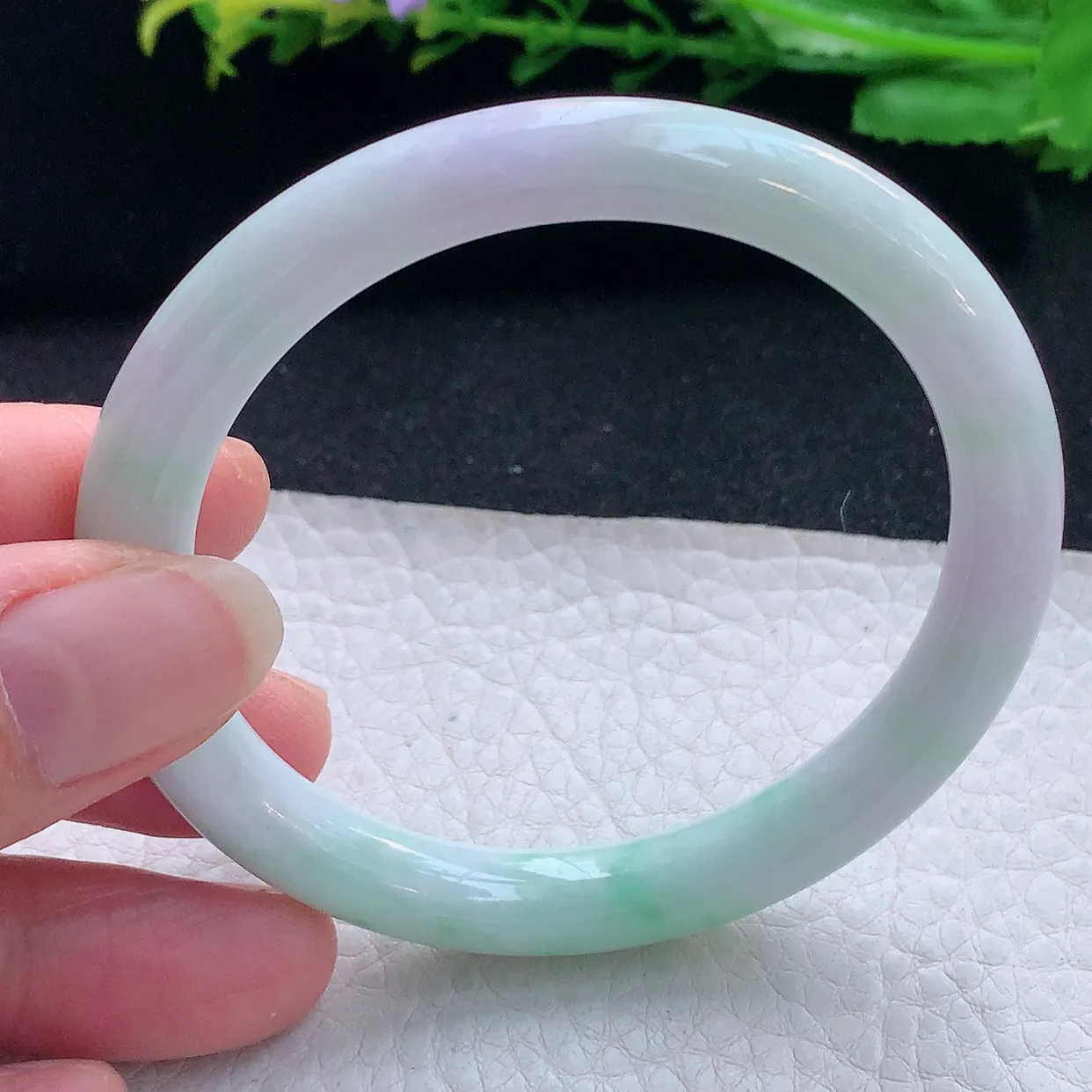 xx自然光55*8.8*8美人镯 翡翠a货玉手镯春带彩圆条玉手环 叮当镯