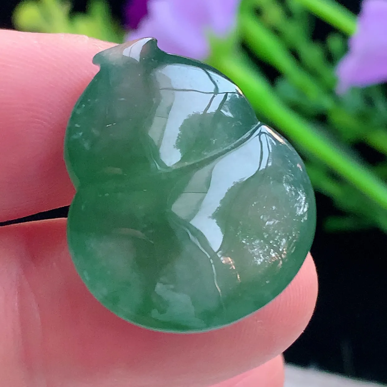 lz自然光23.3*20*9.2镶嵌款缅甸翡翠精雕冰油饱满葫芦玉吊坠 玉挂件