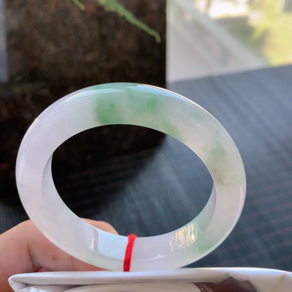 正圈冰绿花 无瑕 尺寸:53.1/11.6/9.6 花美 种水好