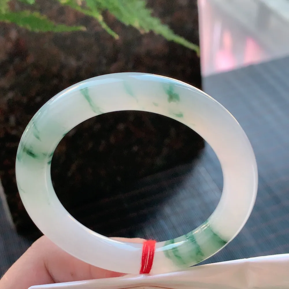 圆条冰飘花 无瑕 尺寸:53.6/10 花美 种水好