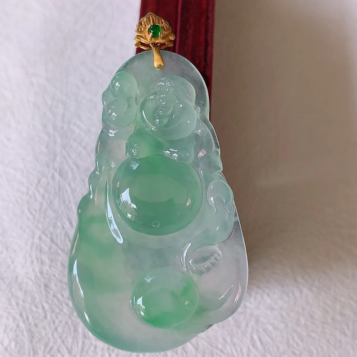 18K金镶嵌冰种满绿翡翠逍遥布袋佛吊坠，代代有钱，水足丰盈，盈满欢喜，配戴送礼佳品！#1.16整体5