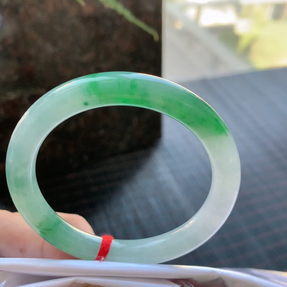 圆条冰绿 无瑕 尺寸:53.7/8.3 色好