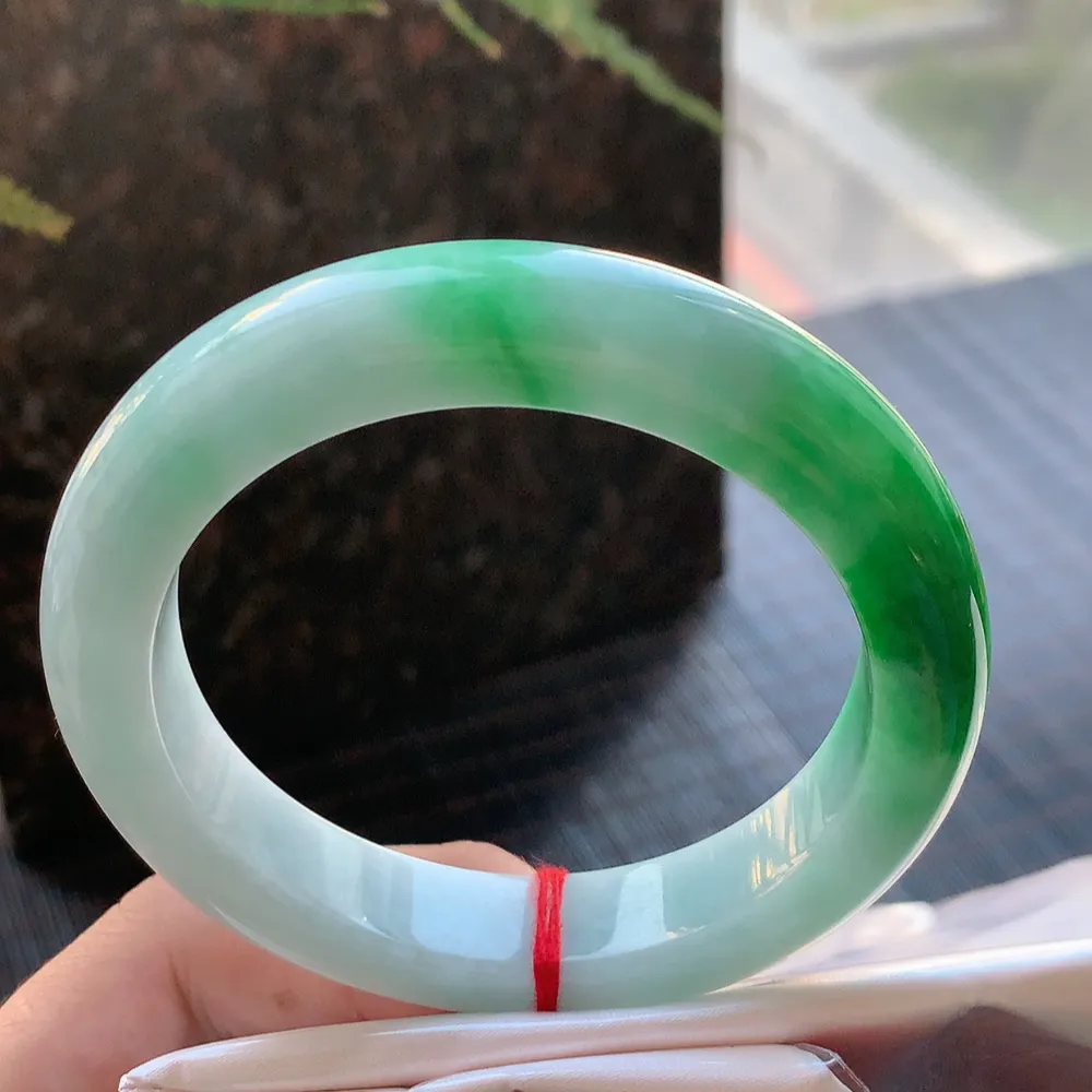 正圈冰糯辣绿 无瑕 尺寸:58.1/12.4/10色好