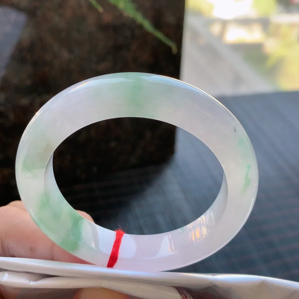 正圈冰绿花 无瑕 尺寸:53.1/11.6/9.6 花美 种水好