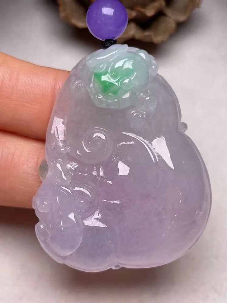 冰糯种紫罗兰飘绿【如意】吊坠，种水好，玉质细腻 ，卖相好.