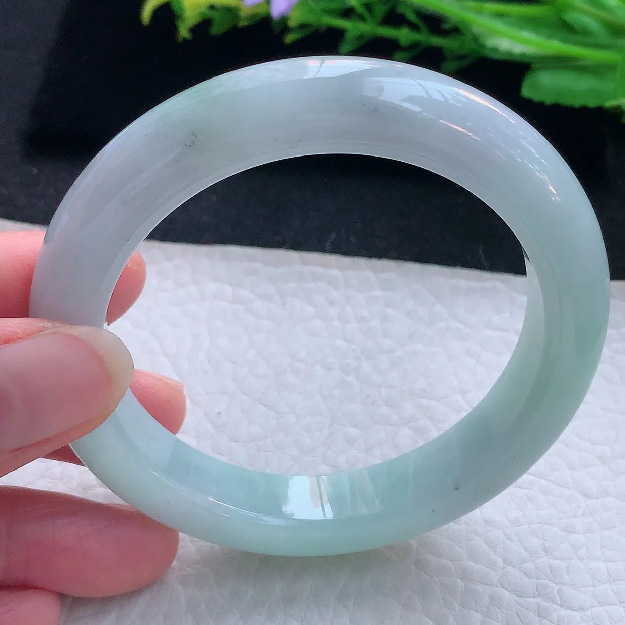 nr自然光56.5*12*9平安镯 翡翠a货玉手镯精美清新宽边玉手环