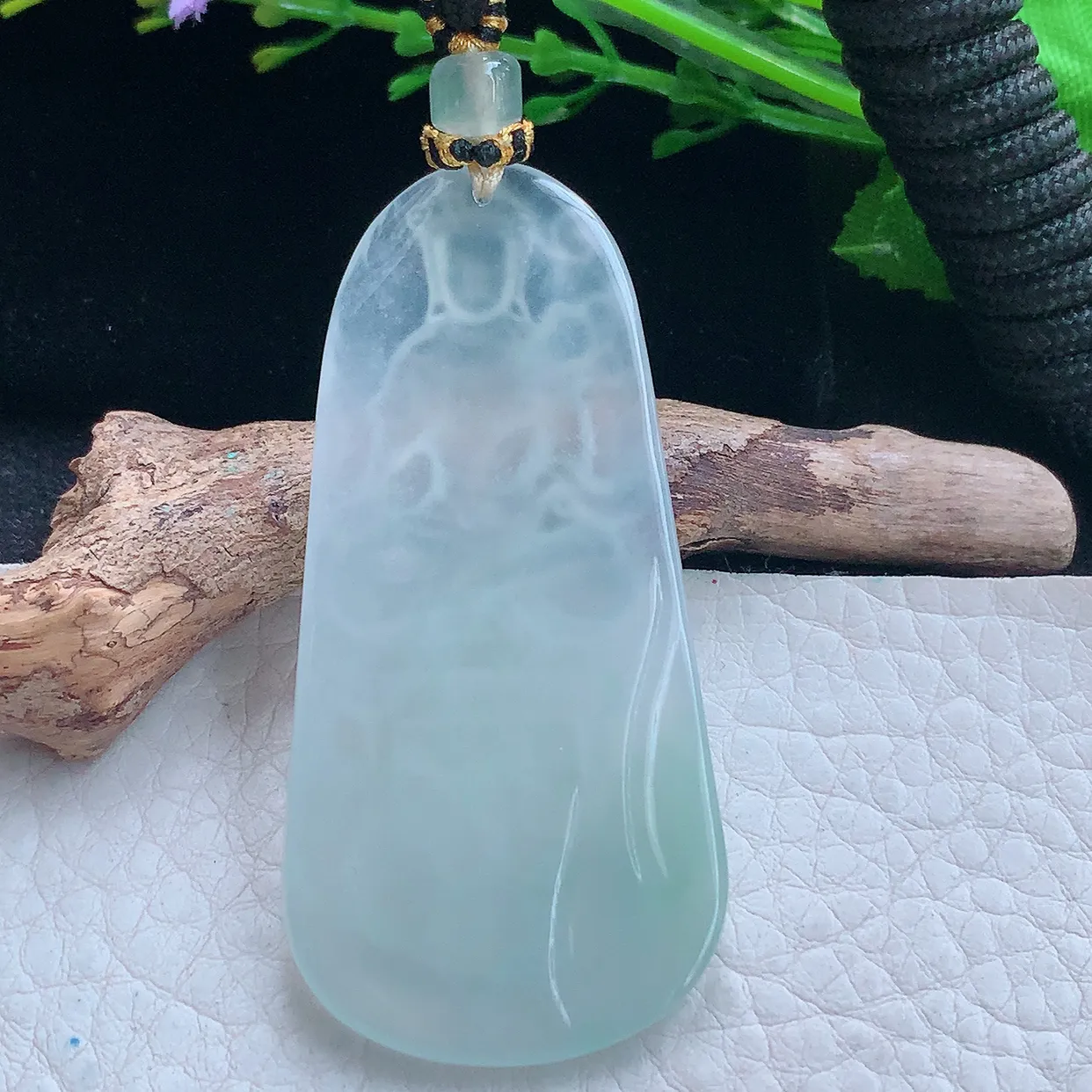 yl实拍59.3*28.5*5.2翡翠a货精雕冰种持莲观音 玉观音玉吊坠 玉挂件