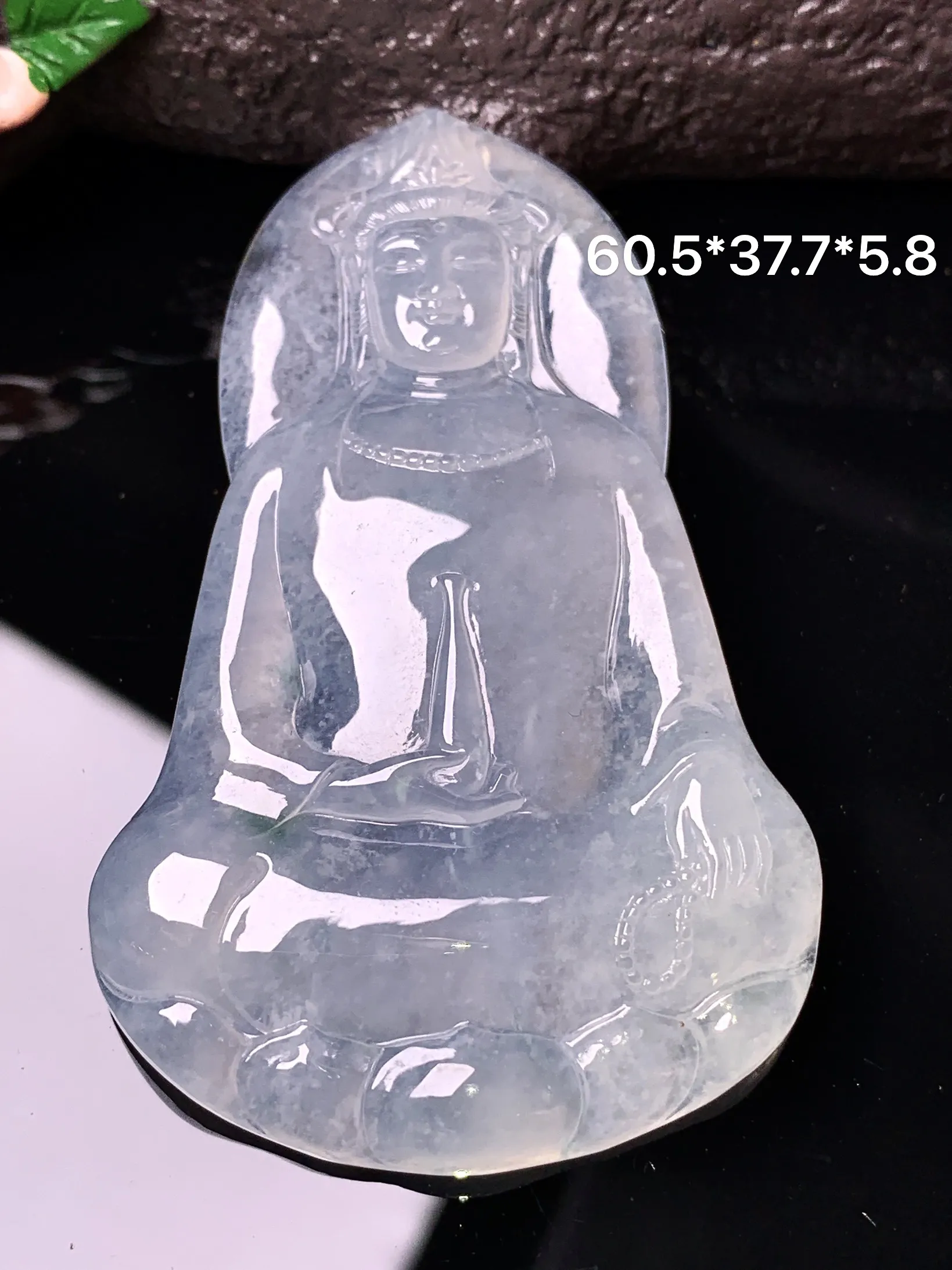 冰种观音吊坠 玉质细腻 色泽清新艳丽 整体尺寸60.5*37.7*5.8