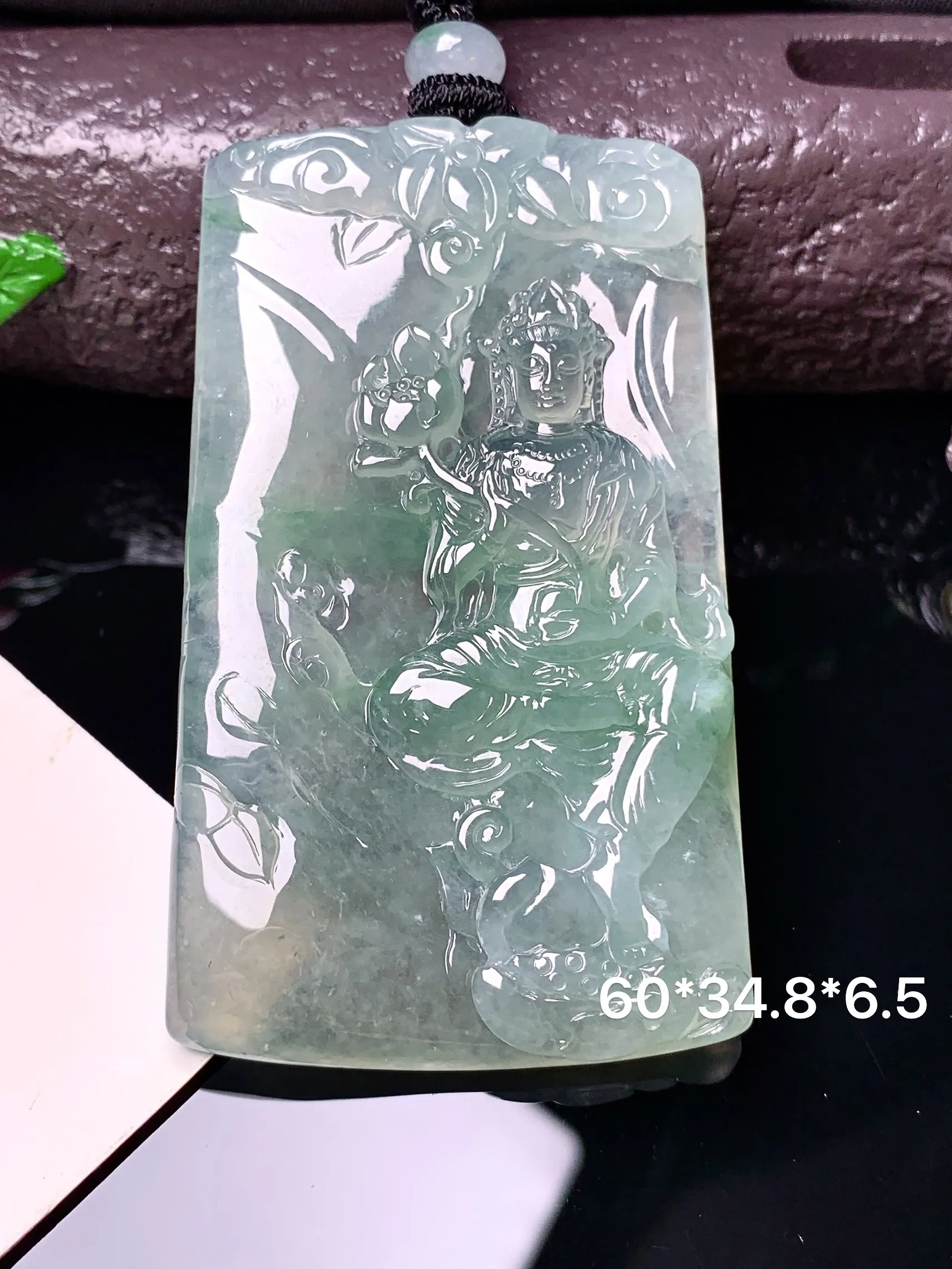 冰种观音菩萨吊坠 玉质细腻 色泽清新艳丽 整体尺寸60*34.8*6.5