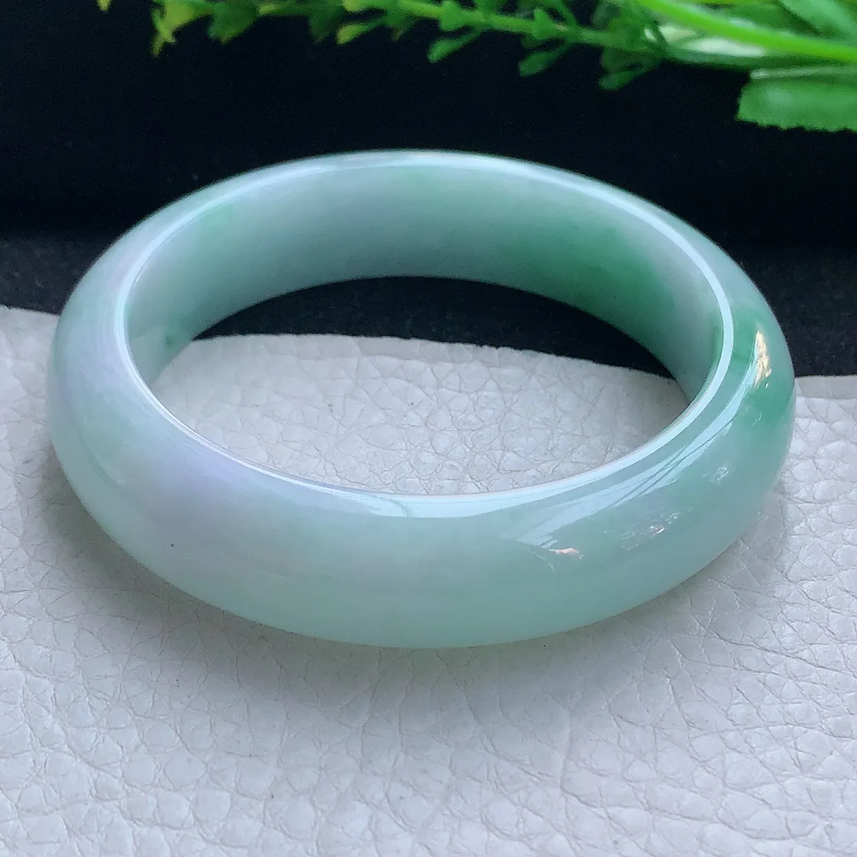 nr自然光55.5*14*8.5平安镯 翡翠a货玉手镯精美飘花宽边玉手环