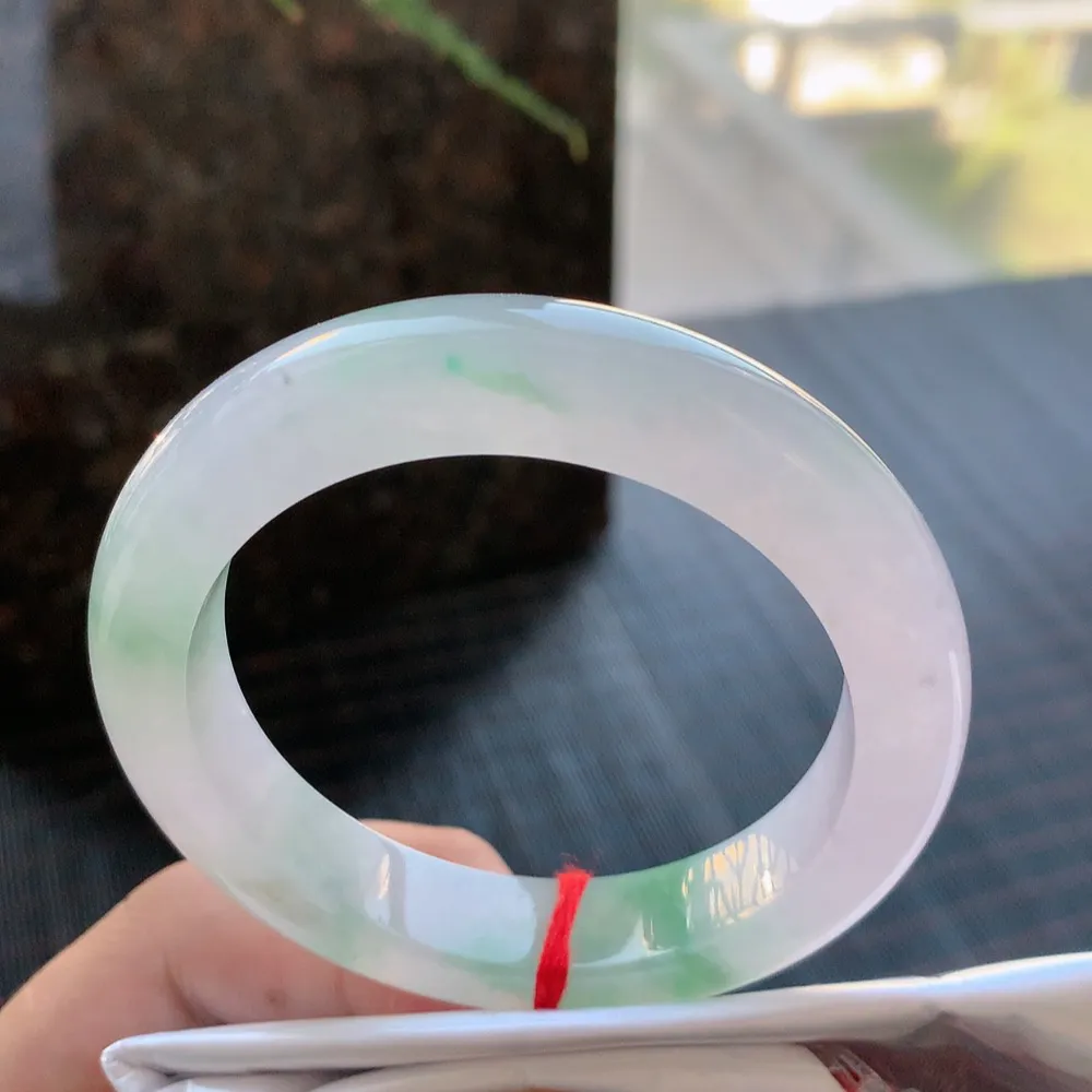 正圈冰绿花 无瑕 尺寸:53.1/11.6/9.6 花美 种水好