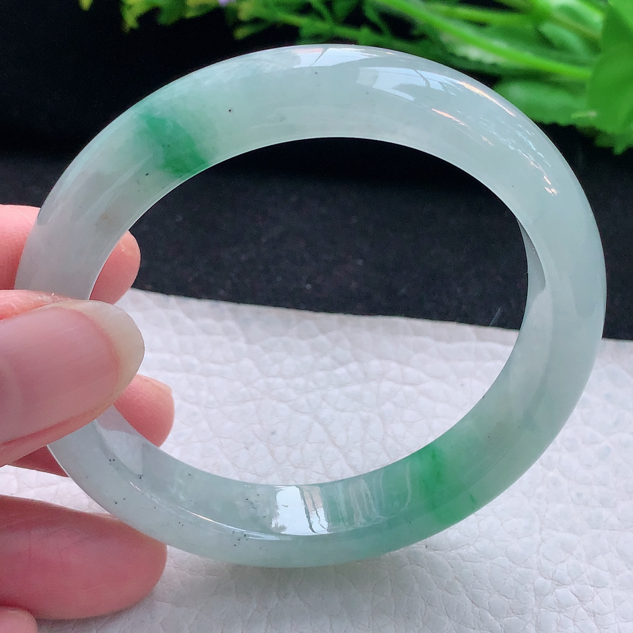 yh自然光54*11.6*7.8平安镯 翡翠a货玉手镯冰飘绿秀气宽边珠宝玉手环