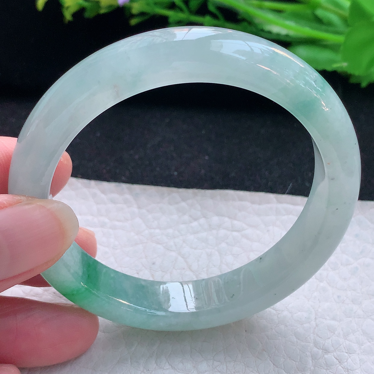 yh自然光54*11.6*7.8平安镯 翡翠a货玉手镯冰飘绿秀气宽边珠宝玉手环