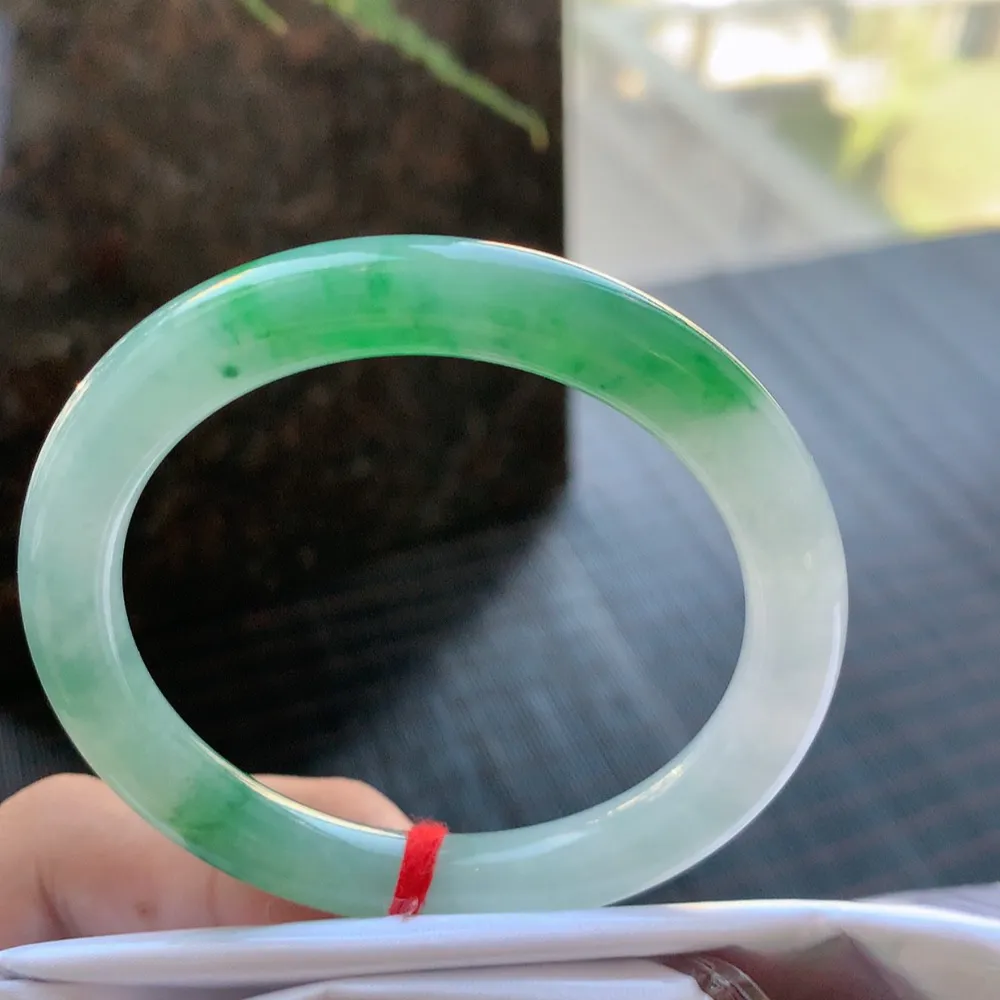 圆条冰绿 无瑕 尺寸:53.7/8.3 色好