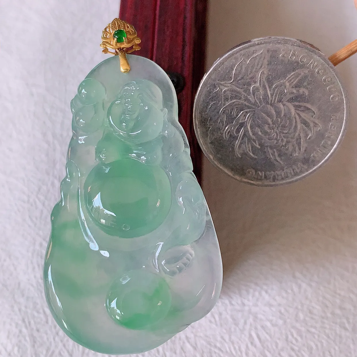 18K金镶嵌冰种满绿翡翠逍遥布袋佛吊坠，代代有钱，水足丰盈，盈满欢喜，配戴送礼佳品！#1.16整体51.5裸石45.8*27*6.5