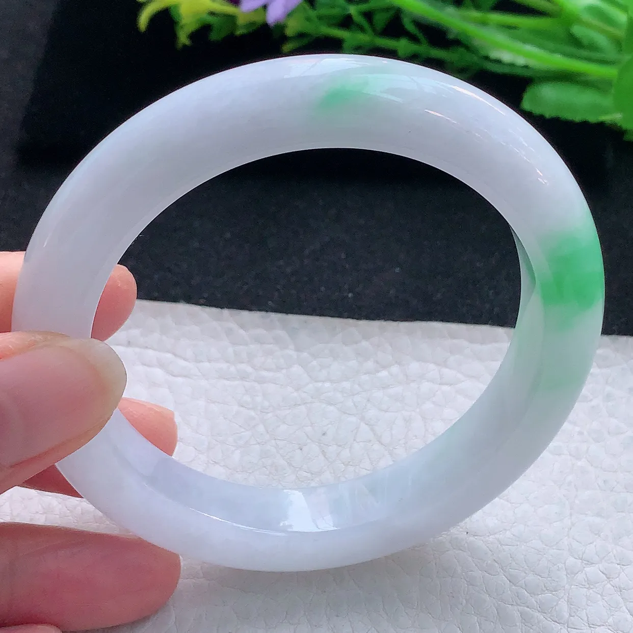 yh自然光59*11.8*9.8平安镯 翡翠a货玉手镯白底青宽边珠宝玉手环