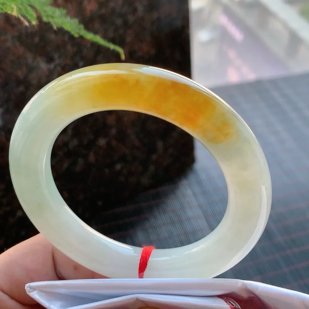 圆条高冰黄翡 无瑕 尺寸:56.1/12.1 超值